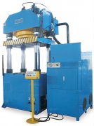 大型熱壓機(jī)保壓回路的設(shè)計